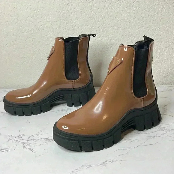 GUESS Womens Brown Goring Lug Sole Hestia Round Toe Block Heel Booties Size 5 - Picture 5 of 16